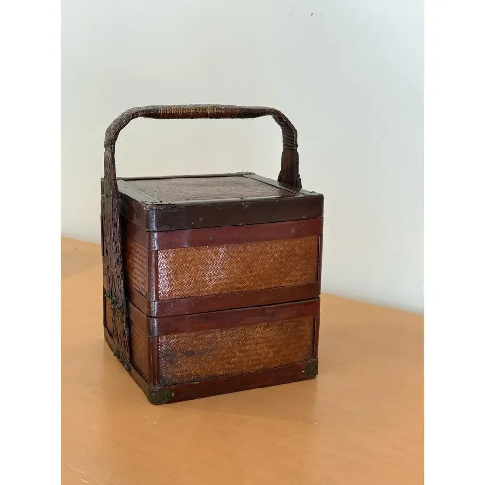 N/A beautiful antique